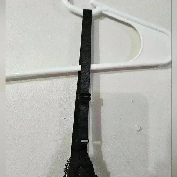 EUC! Vanity fair chemise black tank top! - Picture 4 of 4